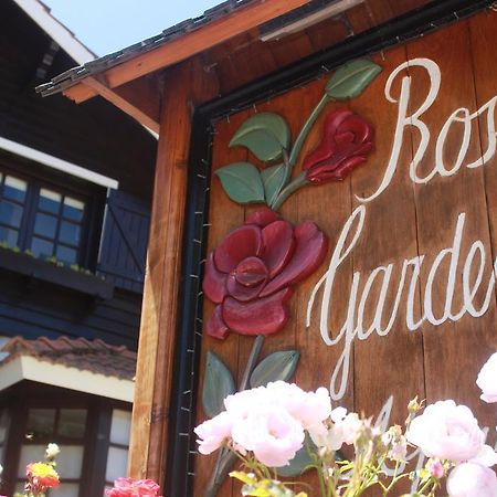 Apart Rose Garden Сан-Мартін-де-лос-Андес Екстер'єр фото